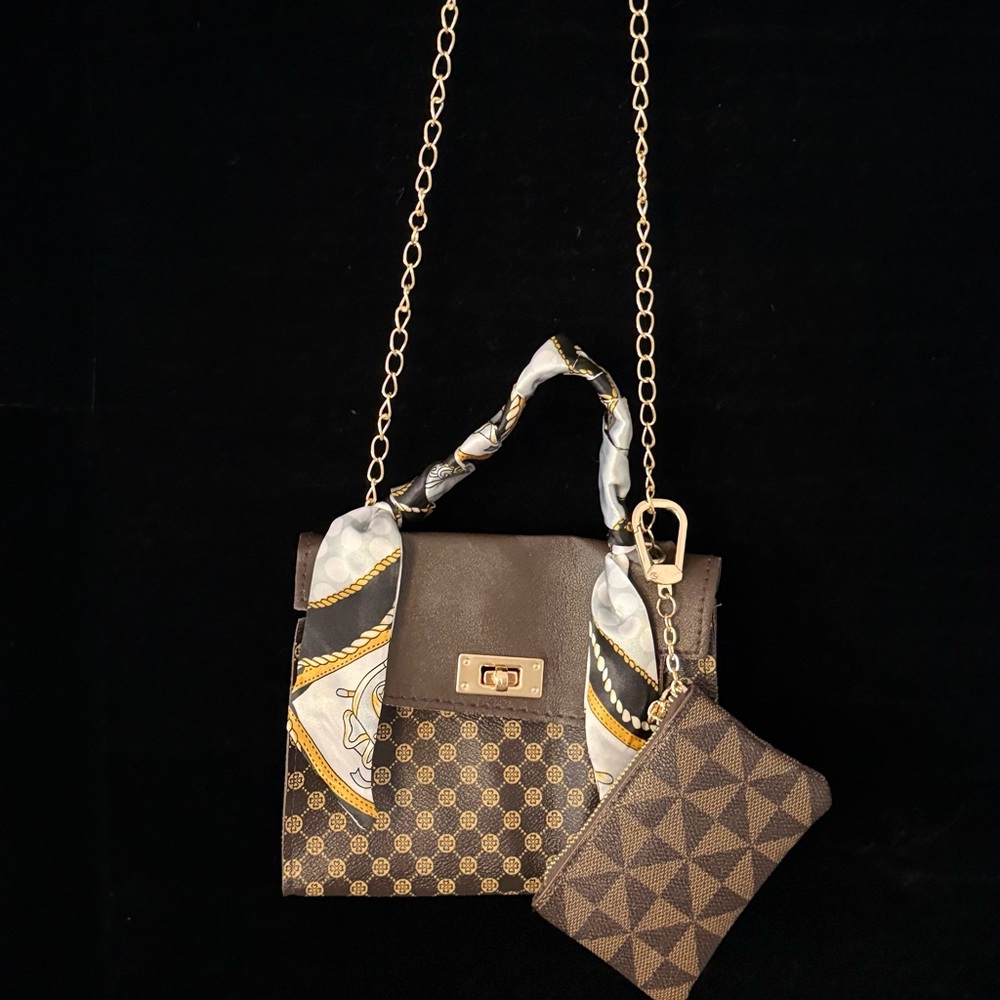 Elegant Brown and Gold Women's Handbag Set